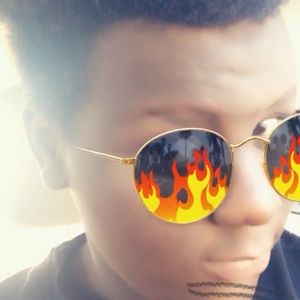 Meet your Posher, Sileye